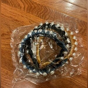 pack of three headbands